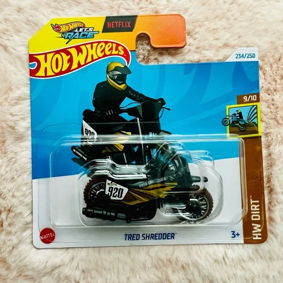 Hot Wheels Lets Race - 8 individually packaged 🏎️ - Picture 4 of 10